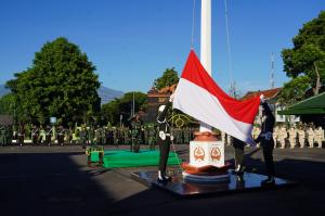 Danrem 073/Makutarama Pimpin Upacara 17-an Bulan Mei Dilanjutkan Jam Komandan