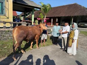 Korem 073/Makutarama Gelar Sholat Idul Adha 1447 H, Danrem Serahkan Hewan Kurban untuk Masyarakat