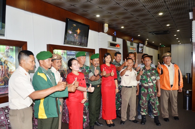 Prajurit Jajaran Korem 073/Mkt Nobar Merah Merah Putih Memanggil