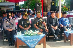 Danrem 073/Mkt Hadiri Upacara Peringatan Hari KORPRI dan PGRI di Lapangan Pancasila Salatiga