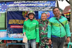 Danrem 073/Mkt Makan Gratis Bersama Ojol