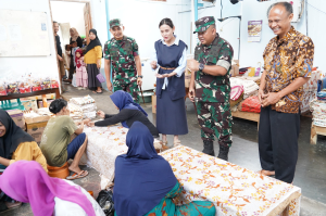 Gaungkan Cinta Budaya Danrem 073/Mkt Kunjungi Rumah Batik Anjas Sekarmulyo Rumah Merah