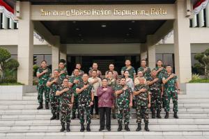 Danrem 073/Makutarama Dampingi Pangdam IV/Diponegoro pada Rapat Kesiapan Kunker Komisi I DPR RI