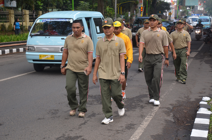 Korem Gelar Jalan Sehat