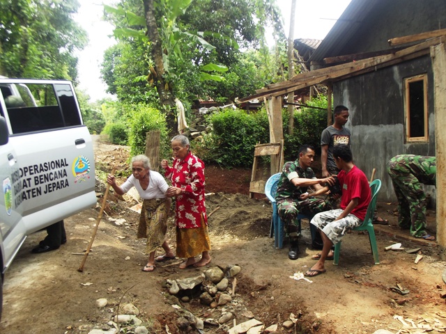 Masyarakat Jepara Terbantu Adanya Tim Kesehatan Kodim
