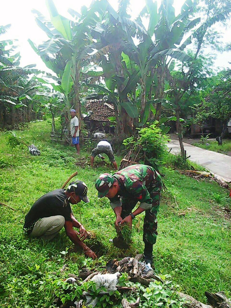 Koramil 10/Guntur Kampanyekan Gerakan Penghijauan