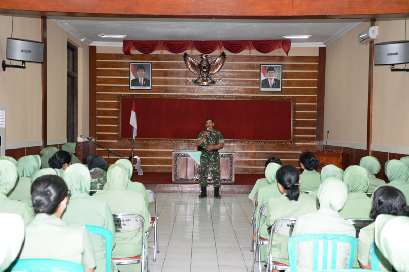 Pertemuan Persit Sarana Komunikasi Sesama Persit