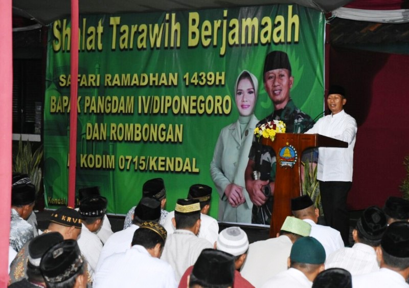 Danrem 073/Makutarama Buka Puasa Bersama Pangdam IV Diponegoro Di Kodim Kendal