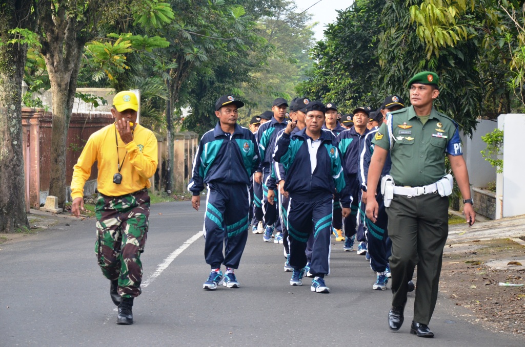 Jalan Sehat Tingkatkan Kesehatan Tubuh
