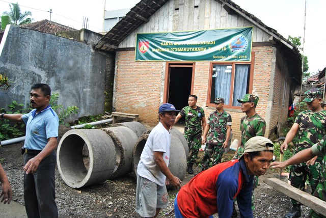 Korem 073/Makutarama Bantu Masyarakat Kurang Mampu