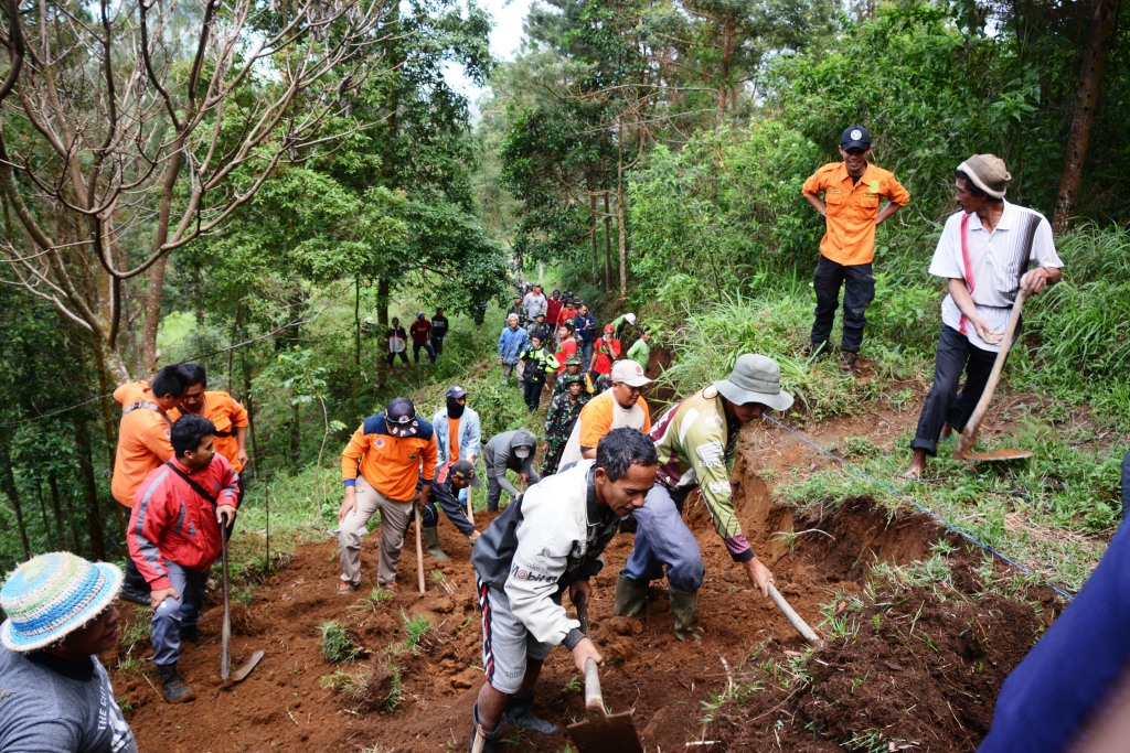 Karya Bhakti Kita, Untuk Masyarakat Cuntel