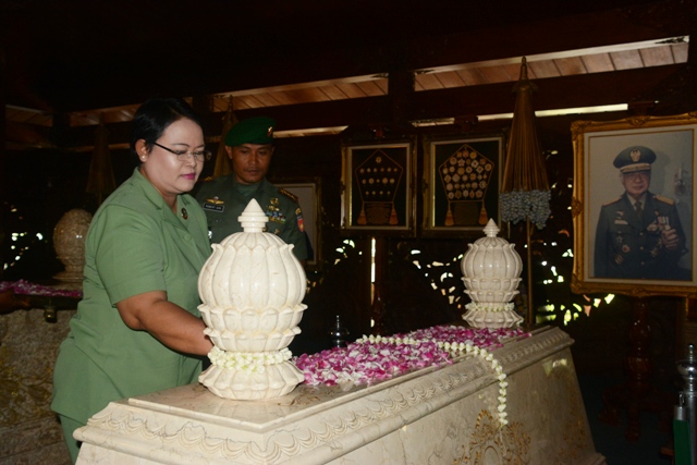 Kolonel Inf Joseph Robert Giri Ziarah Ke Makam Danrem Salatiga Pertama Kali