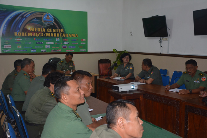 Tekad Penuhi Kebutuhan Pokok Rakyat  