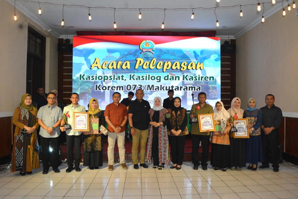 Pelepasan Tiga Pejabat Utama Korem 073/Makutarama