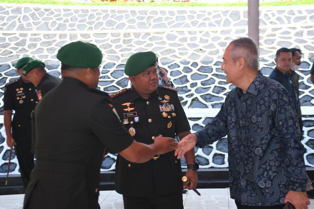 Danrem 073/Makutarama Hadiri Upacara HUT ke-75 Kodam IV/Diponegoro