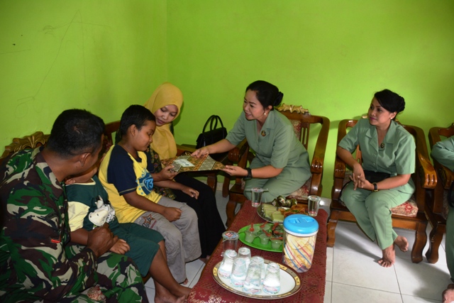 Ibu Joni Pardede, Anjangsana Wujud Kepeduliaan Persit