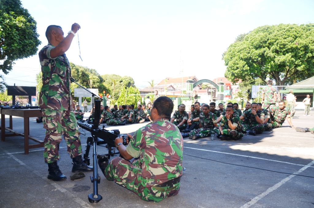 Pengetahuan Senjata Selalu Dibekalkan Korem Salatiga Kepada Seluruh Anggotanya