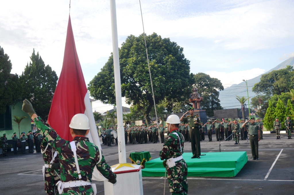 Korem 073/Makutarama selalu setia kepada NKRI dengan Laksanakan Upacara Bendera