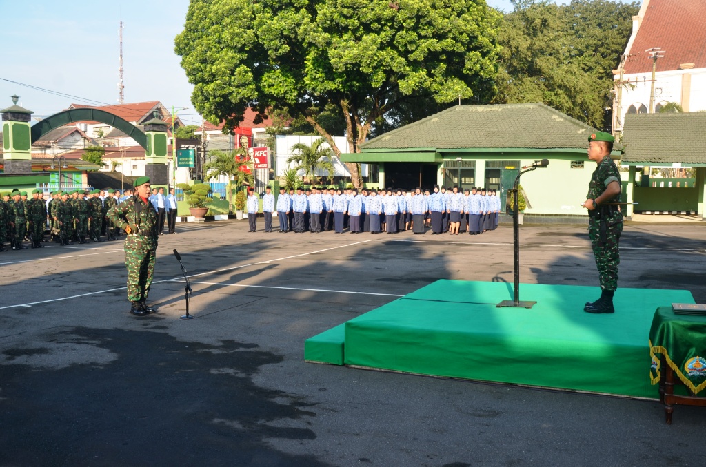 Korem Salatiga Laksanakan Upacara 17-an Minggu Militer
