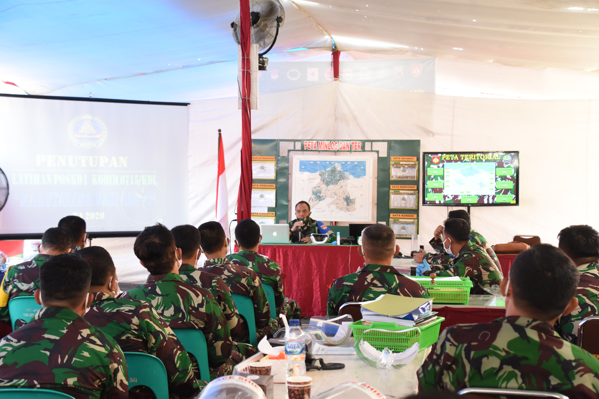 Kasrem 073/MKT Letkol Inf Arry Sundoro, S. Sos, Secara resmi tutup latihan Posko I Kodim 0715/Kendal