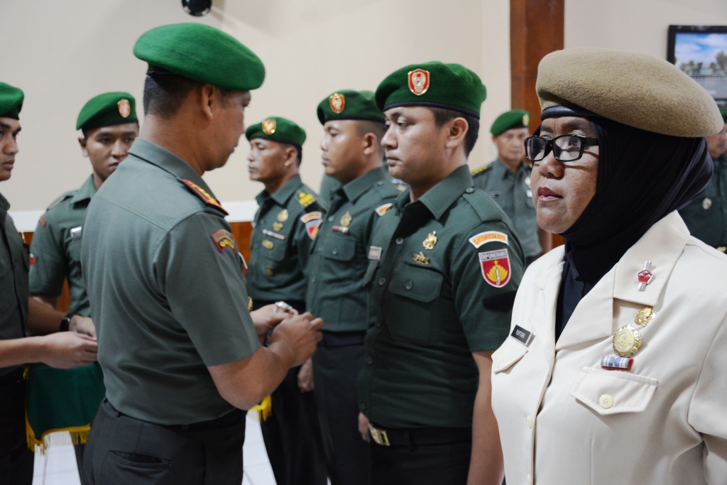Korem 073/Makutarama Melaksanakan Syukuran Kenaikan Pangkat Periode 1/10 Bagi Prajurit Dan PNS
