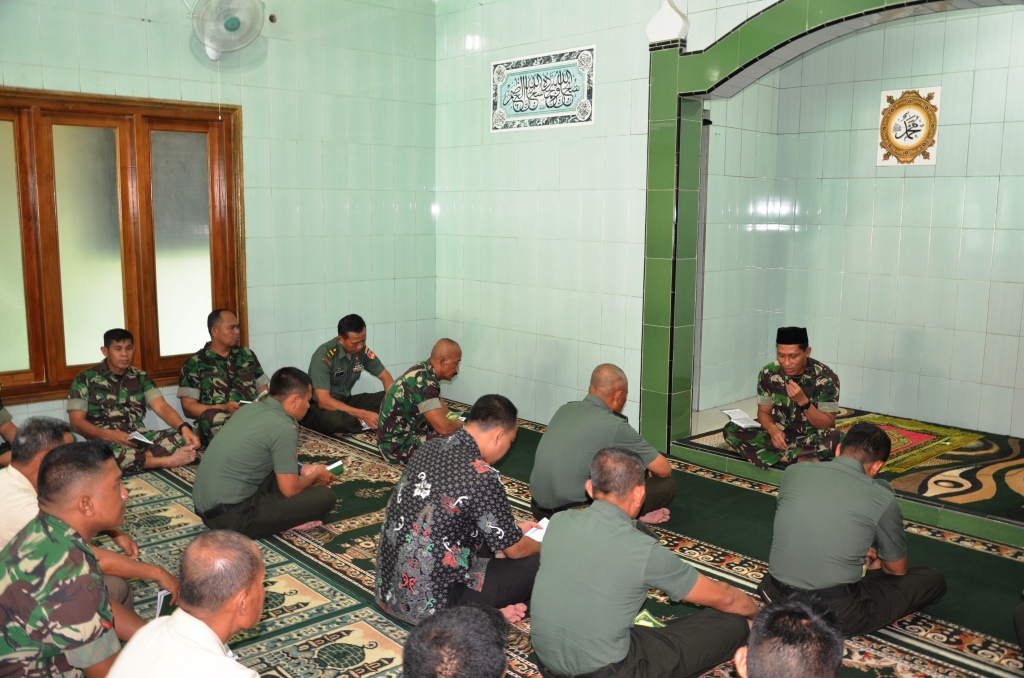Korem 073/Makutarama Melaksanakan Doa Bersama Dukung Kesuksesan Tim Porad Kodam IV/Diponegoro