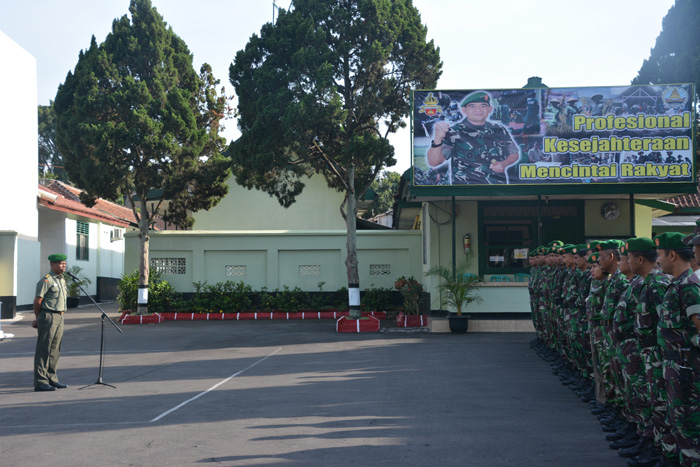 Kasipers ambil apel pagi