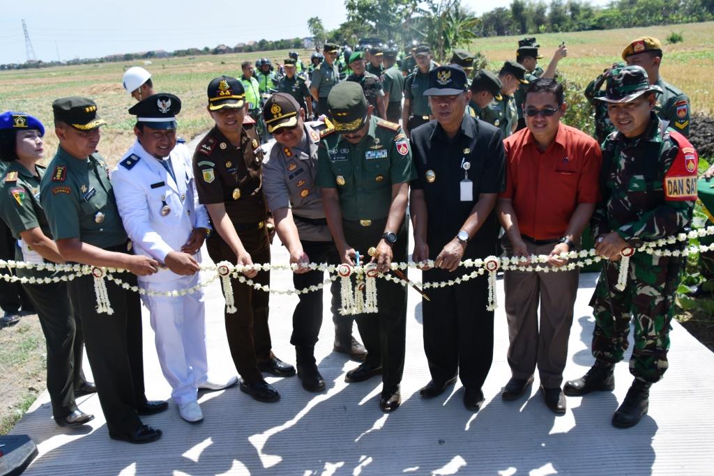 Pangdam Tutup TMMD Reg ke-105 Kodim 0716/Demak Tahun 2019