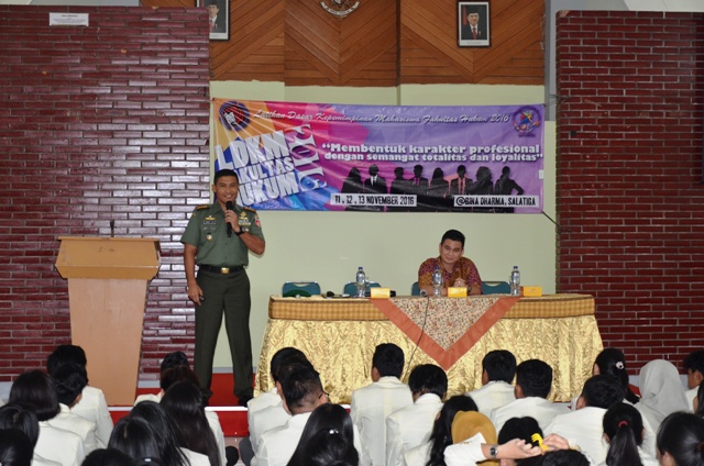 Danrem 073/Mkt Berikan Motivasi Kepada Ratusan Mahasiswa UKSW