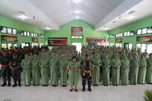 Danrem 073/Makutarama Kunjungi Yonif 410/Alugoro