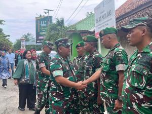 Danrem 073/Makutarama Kunjungi Koramil Karimunjawa dan Silaturahmi dengan Forkopimcam Karimunjawa