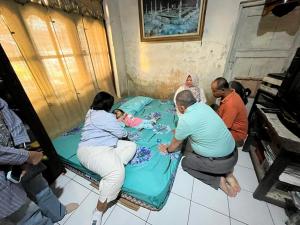 Danrem Menjenguk dan Mendoakan Anak Berkebutuhan Khusus Anggota Kodim Jepara