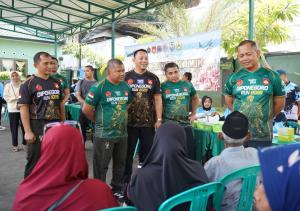 Danrem 073/Makutarama Hadiri Bakti Sosial Kesehatan HUT ke-81 TNI dan HUT ke-76 Kodam IV/Diponegoro