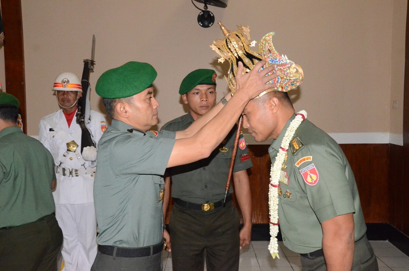 Kolonel Inf Joseph Robert Giri Diterima Sebagai Prajurit Makorem