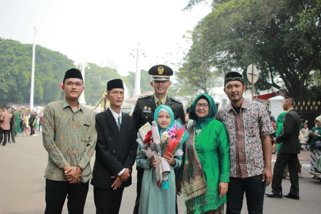 Ini Lho Sosok Anak Pedagang Gorengan Yang Ingin Jadi Jenderal