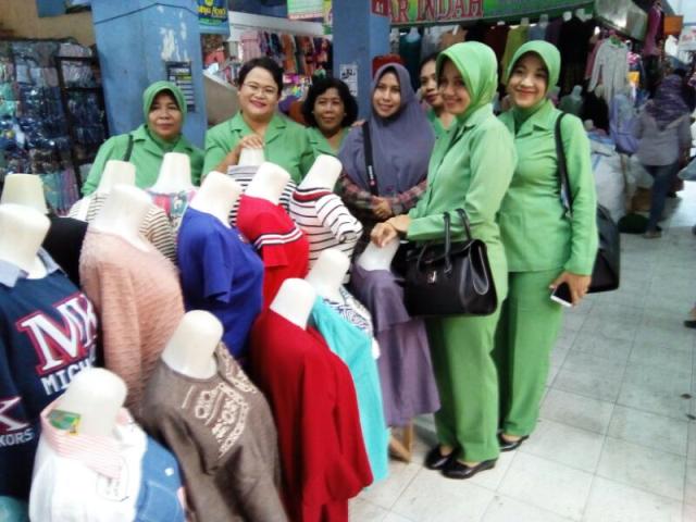 Refres Pikiran Dengan Berkunjung Ke Pasar Kliwon