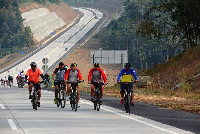 Sepeda santai, bugarkan tubuh