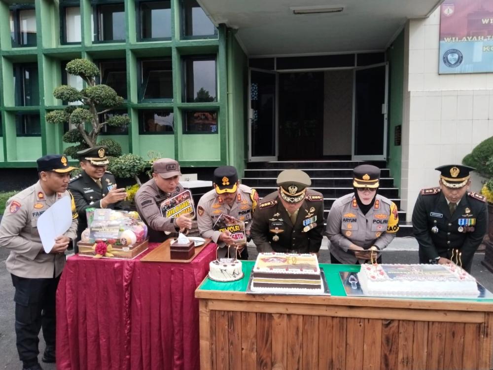 Puluhan Anggota Polri dan Kejaksaan Kota Salatiga Serta Kab.Semarang Geruduk Makorem