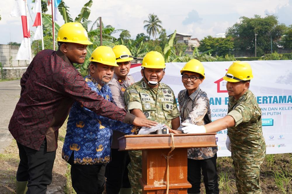 Danrem 073/Makutarama Letakkan Batu Pertama 80.000 Gerai Koperasi Merah Putih