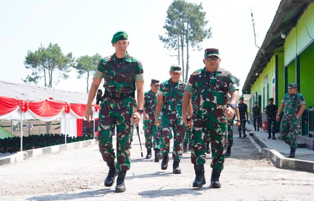 Danrem 073/Makutarama Kunker ke Yonif TP 455/Satria Pandanaran, Tekankan Kesiapan Satuan dan Kepedulian terhadap Prajurit
