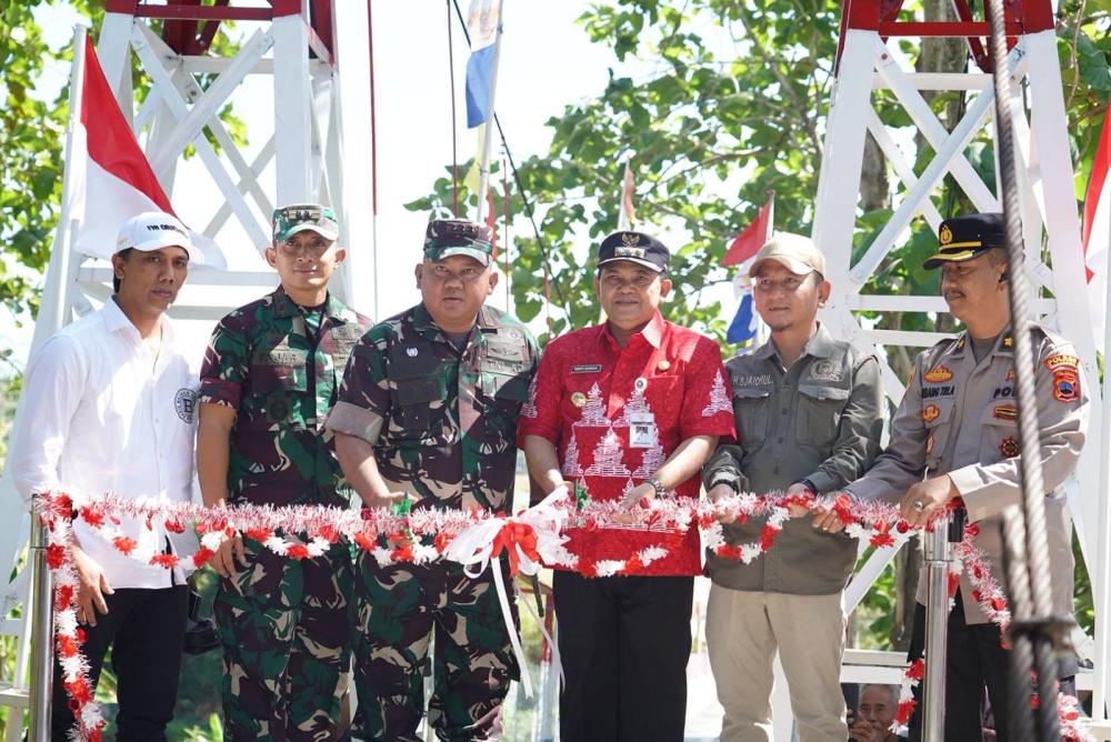 Danrem 073/Makutarama Resmikan Jembatan Perintis Bancak–Beringin, Buka Akses dan Perkuat Perekonomian Warga