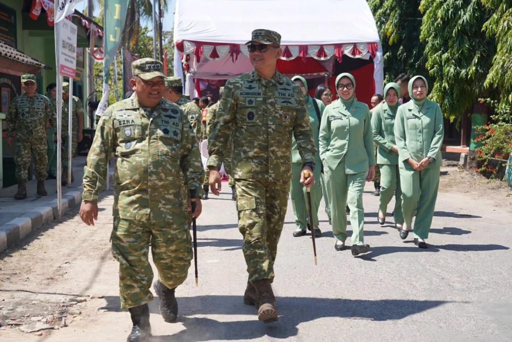 Pangdam IV/Diponegoro dan Danrem 073/Makutarama Kunjungi Karimunjawa, Tegaskan Prajurit Kepulauan Tak Boleh Luput dari Perhatian