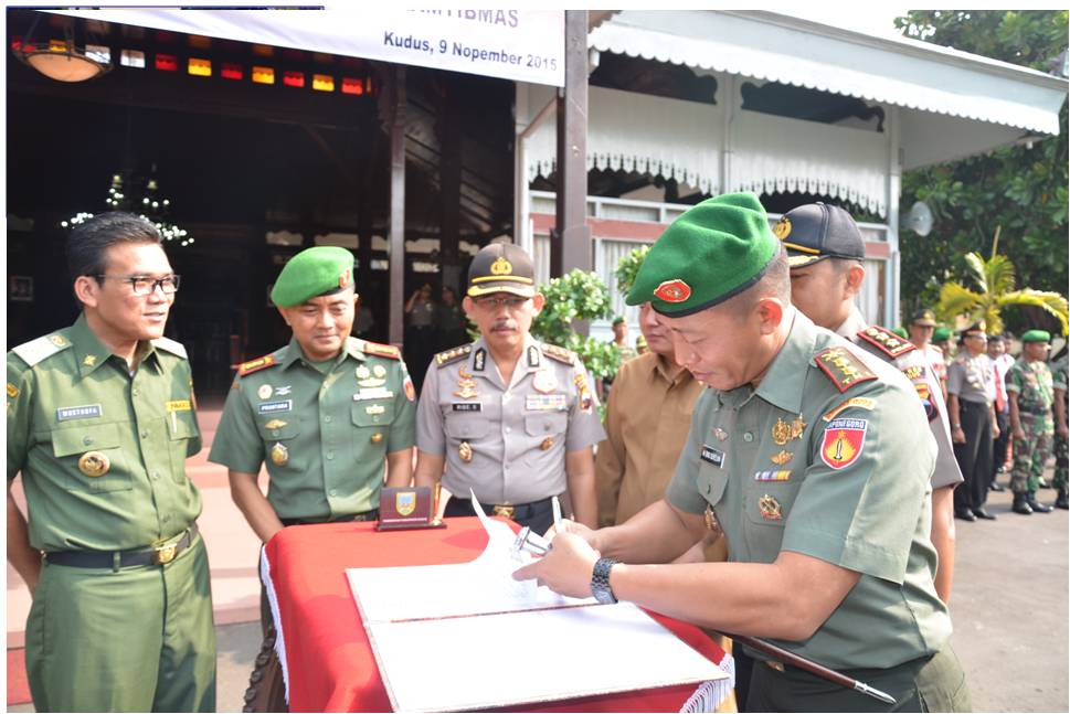 Danrem Hadiri Penyerahan Sepeda Motor