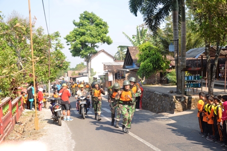 Hari libur prajurit alugoro tetap genjot fisik