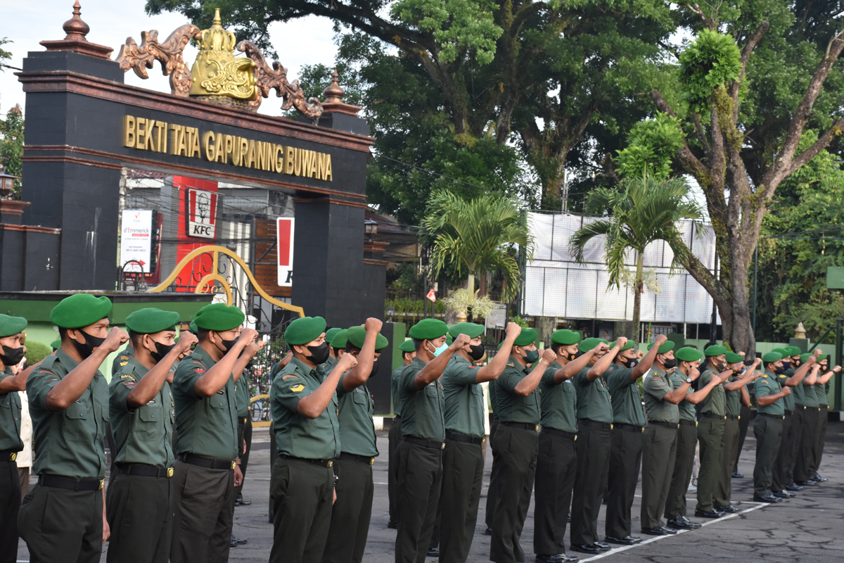 Disiplin Harus Terus Melekat Dalam Diri Prajurit Dan PNS Korem 073/Makutarama
