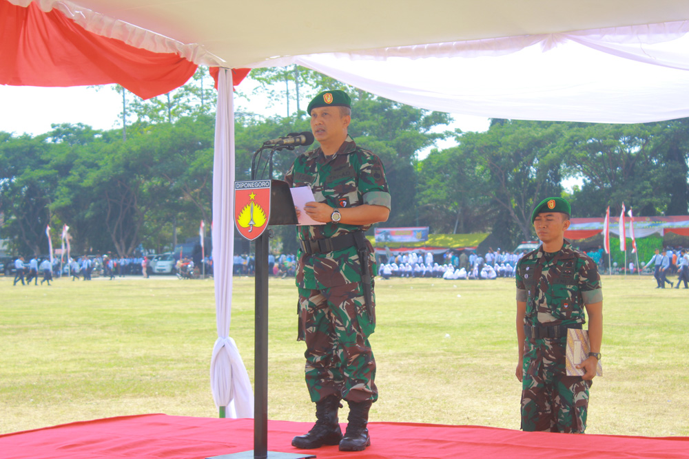 PAMERAN ALUTSISTA DALAM RANGKA HUT TNI KE-74,KODAM IV/DIPONEGORO RESMI DITUTUP