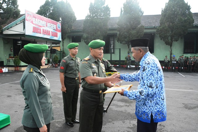 Danrem 073/Mkt Lepas Anggota Yang MPP