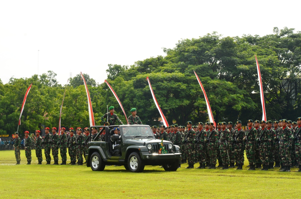 Kasdam IV/Diponegoro Pimpin Upacara Hari Infanteri dan Upacara Penutupan Tonting Kodam IV/Diponegoro